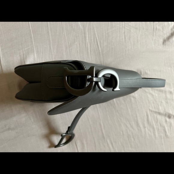 Authentic 💯 Dior Ultramatte Saddle Bag!♥️♥️♥️ - Picture 4 of 5